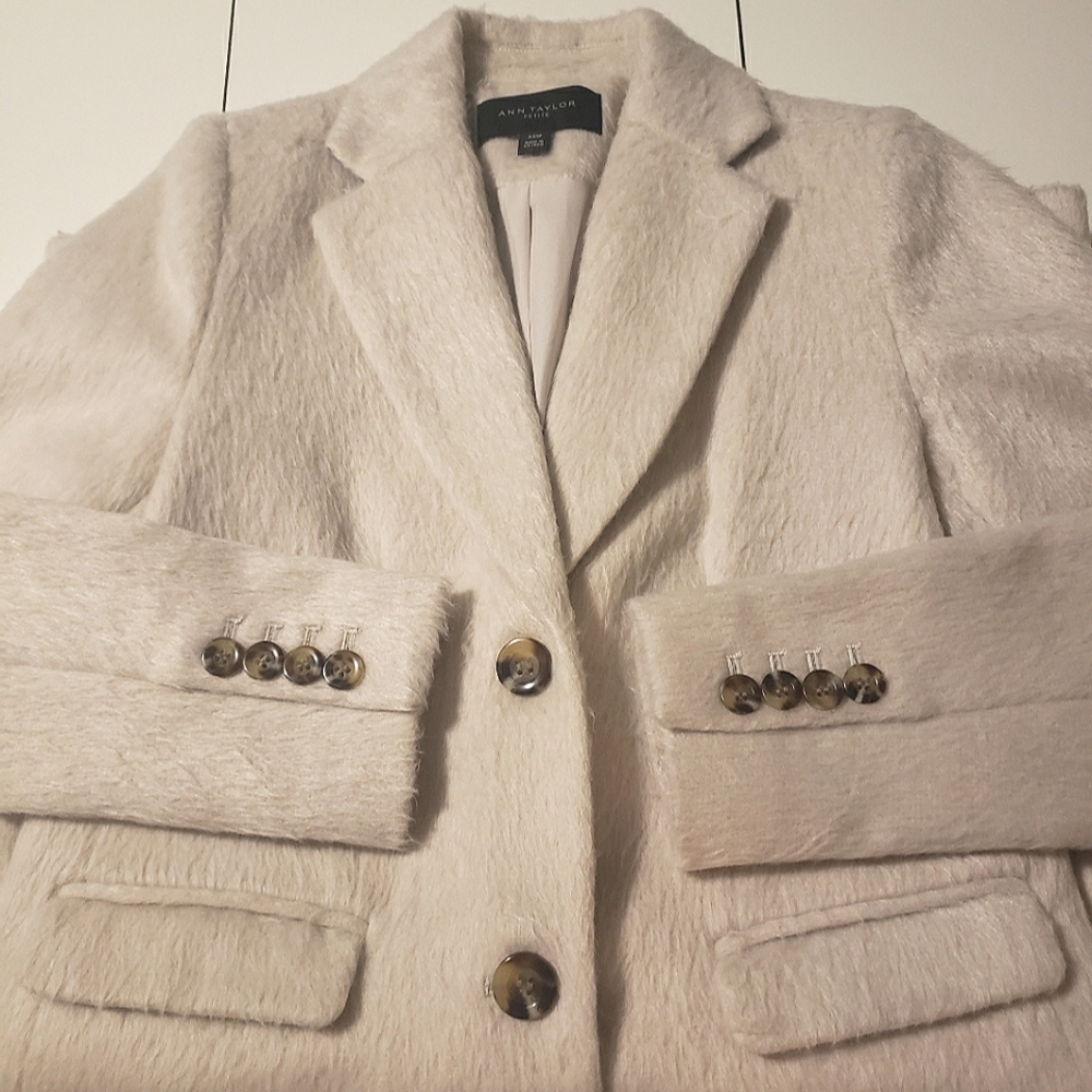 Ann Taylor Chesterfield Faux Fur Cream Trench Long Dress Coat - Picture 6 of 9
